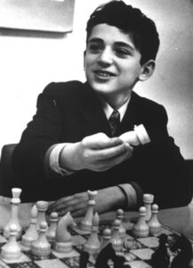 Karpov no torneio mais difícil da história do Xadrez: Linares 1994! 1a  rodada 